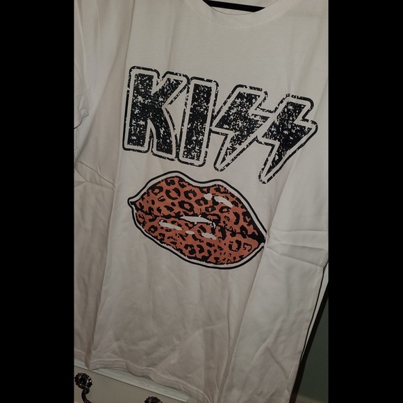 Cheetah/Lip Print T-shirt - Picture 3 of 3